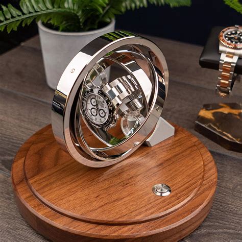 does rolex recommend a watch winder